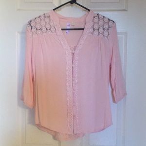 Pink blouse. Like new.